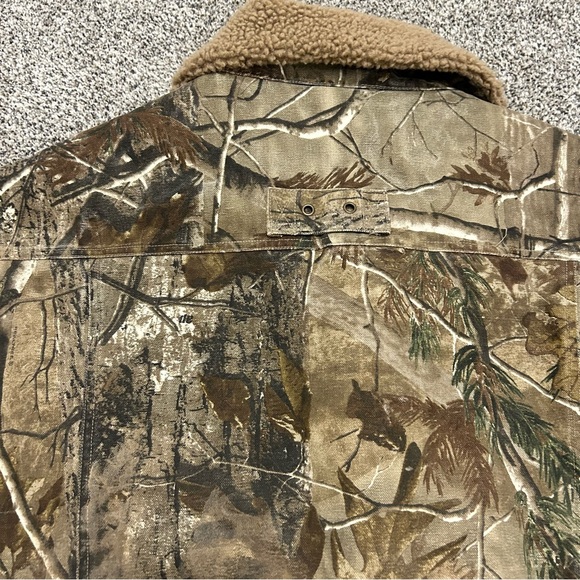Men’s Levi’s Levi Strauss Signature Sherpa Lined Camouflage Canvas Vest Realtree - Picture 9 of 12